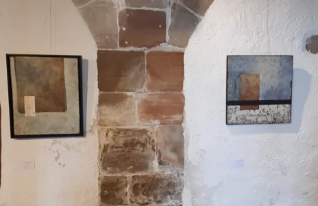 Tableaux de Marianne Maillefer présentés lors de l’exposition au Kiwanis Club de Rolle en 2024.